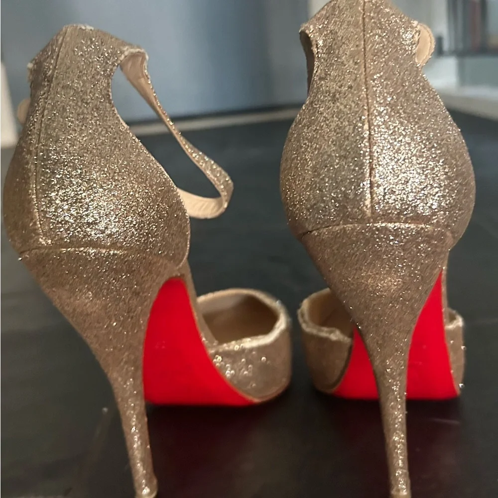 Christian Louboutin Paris Gold Glitter Strap Heels. 5” heals size 39 (9 US) - Picture 2 of 16